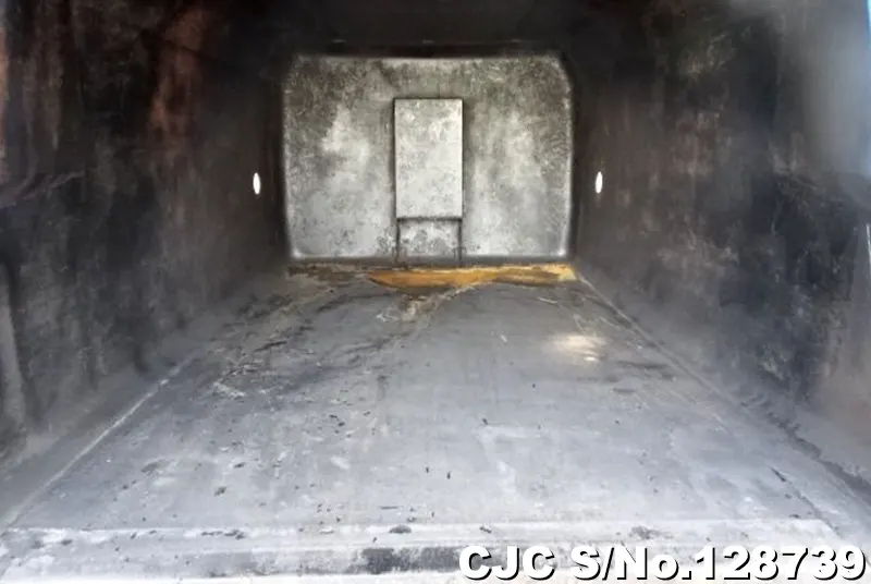 2009 Isuzu / Elf Stock No. 128739