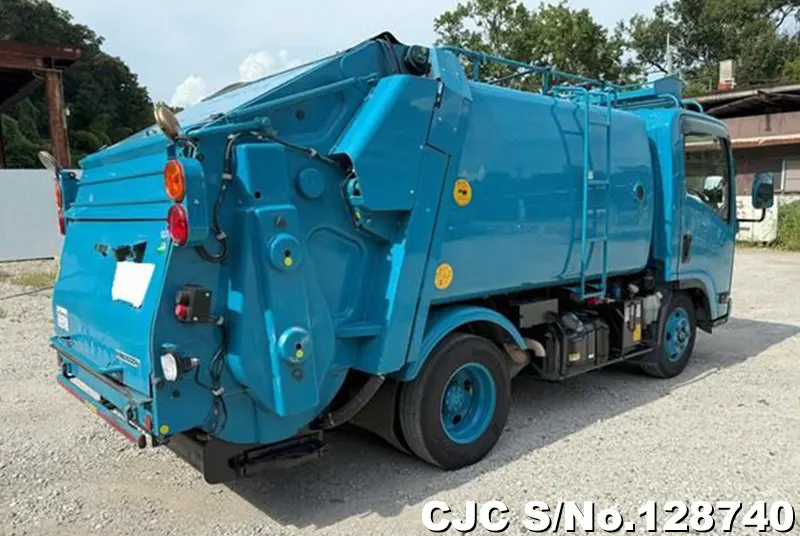 2009 Isuzu / Elf Stock No. 128740