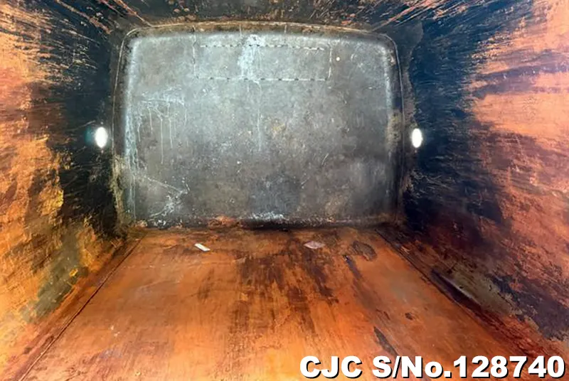 2009 Isuzu / Elf Stock No. 128740