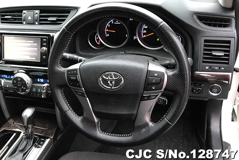 2017 Toyota / Mark X Stock No. 128747