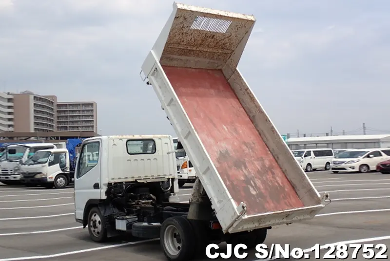 2003 Mitsubishi / Canter Stock No. 128752