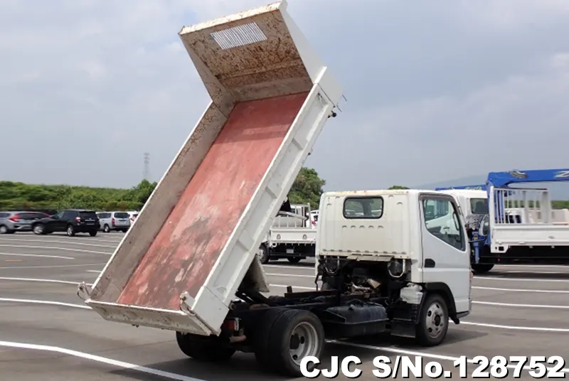 2003 Mitsubishi / Canter Stock No. 128752