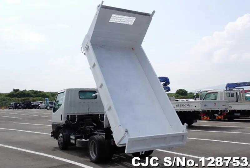 2002 Mitsubishi / Canter Stock No. 128753