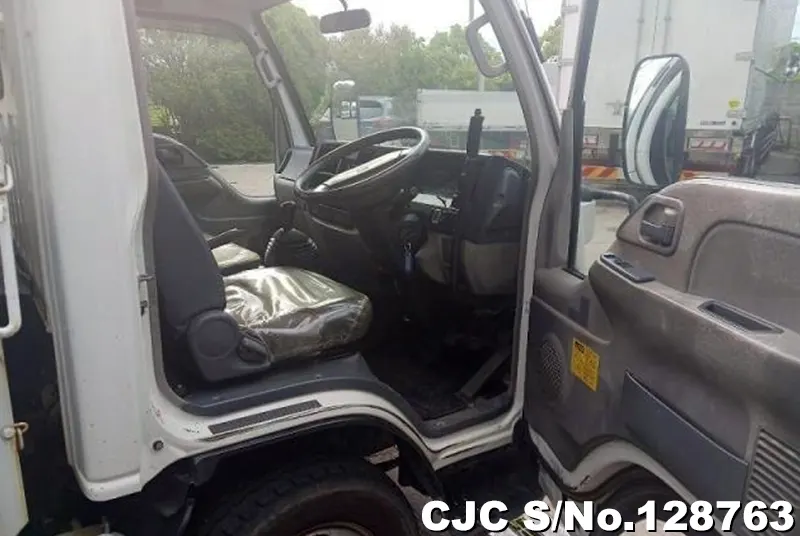 2009 Isuzu / Elf Stock No. 128763