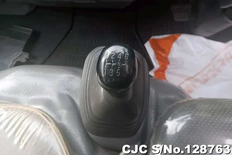 2009 Isuzu / Elf Stock No. 128763