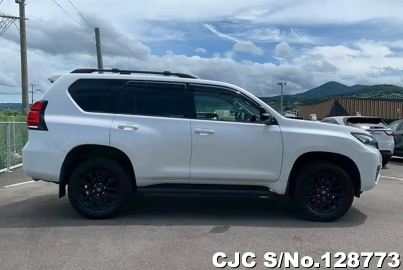 2023 Toyota / Land Cruiser Prado Stock No. 128773