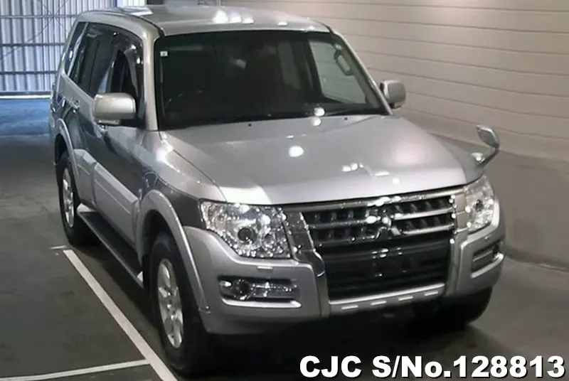2017 Mitsubishi / Pajero Stock No. 128813