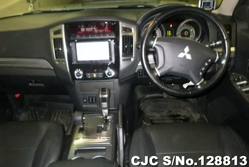 2017 Mitsubishi / Pajero Stock No. 128813