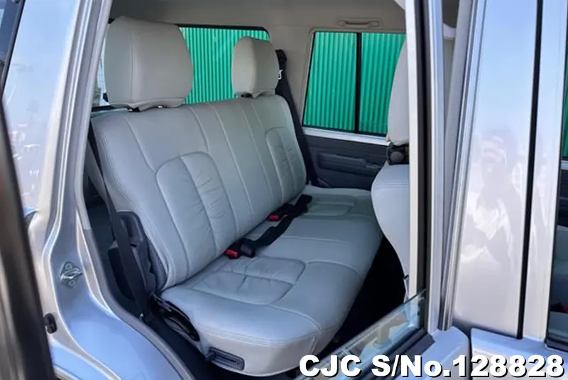 2015 Toyota / Land Cruiser Stock No. 128828