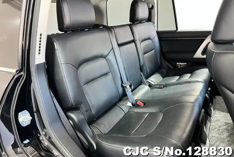 2015 Toyota / Land Cruiser Stock No. 128830