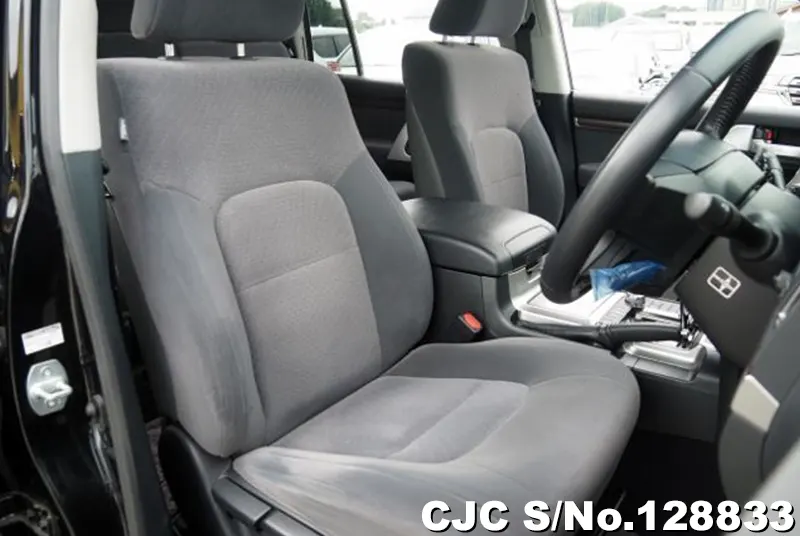 2018 Toyota / Land Cruiser Stock No. 128833