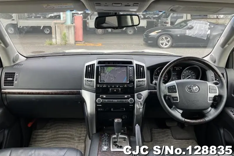 2015 Toyota / Land Cruiser Stock No. 128835