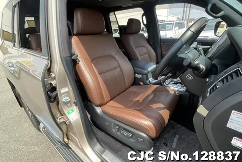 2016 Toyota / Land Cruiser Stock No. 128837