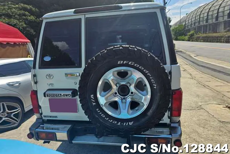 2015 Toyota / Land Cruiser Stock No. 128844