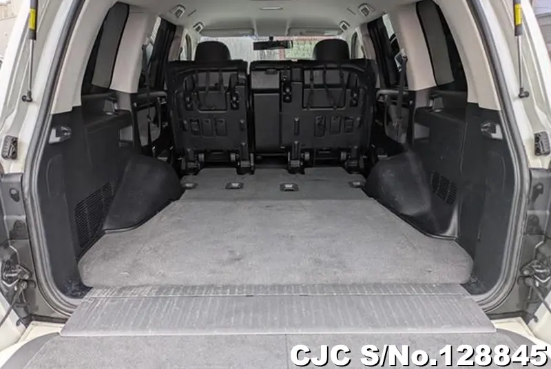 2015 Toyota / Land Cruiser Stock No. 128845