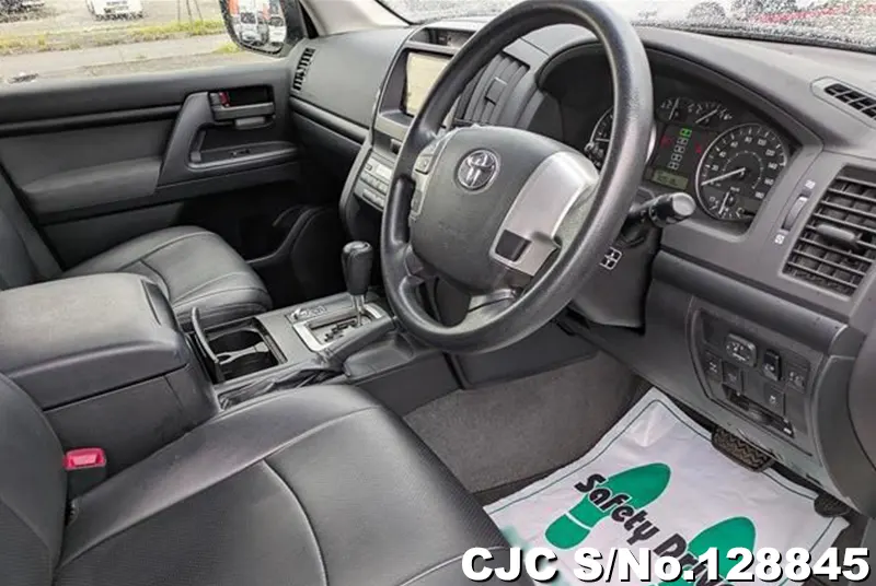 2015 Toyota / Land Cruiser Stock No. 128845