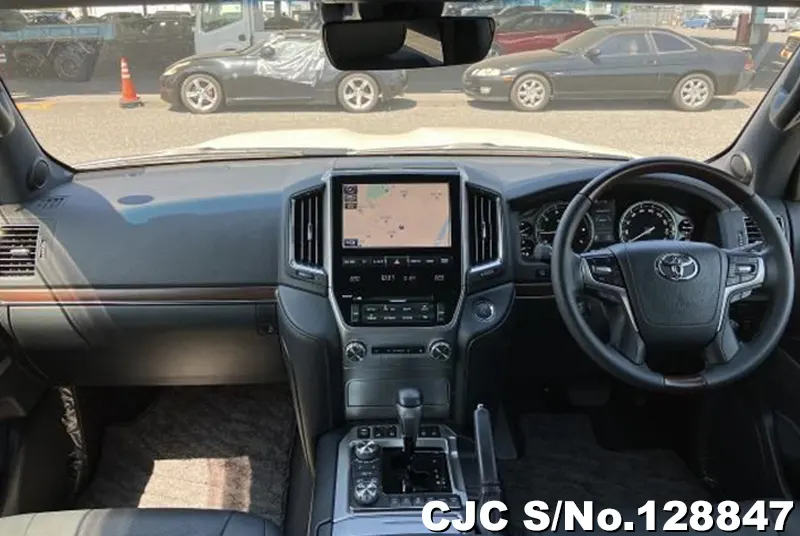 2016 Toyota / Land Cruiser Stock No. 128847