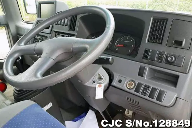 2016 Nissan / Civilian Stock No. 128849