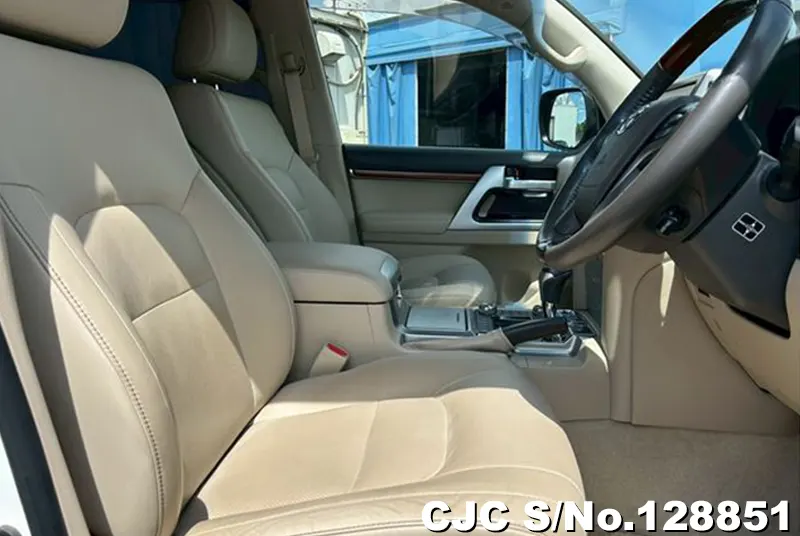 2017 Toyota / Land Cruiser Stock No. 128851