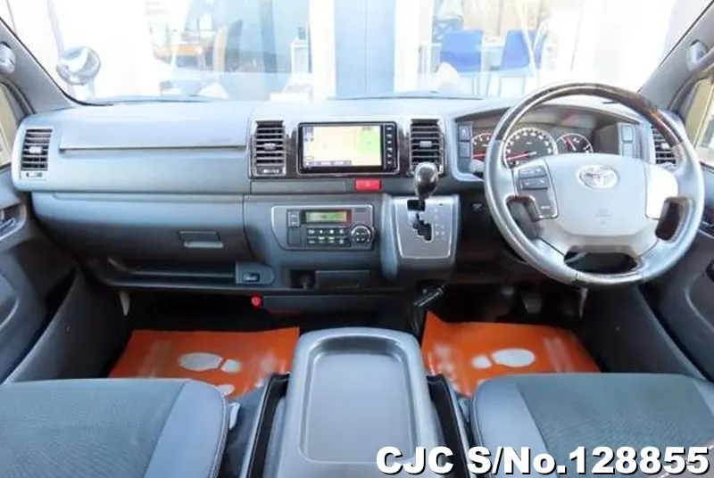 2018 Toyota / Hiace Stock No. 128855