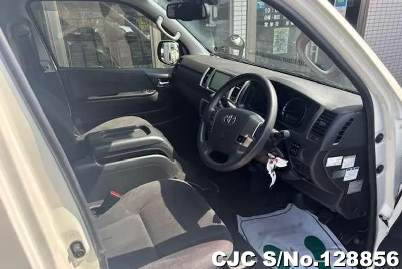 2020 Toyota / Hiace Stock No. 128856