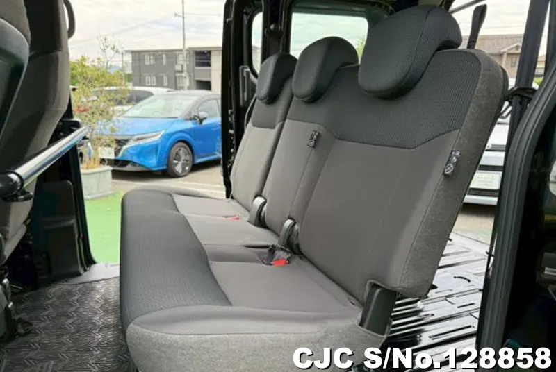 2019 Nissan / NV200 Stock No. 128858