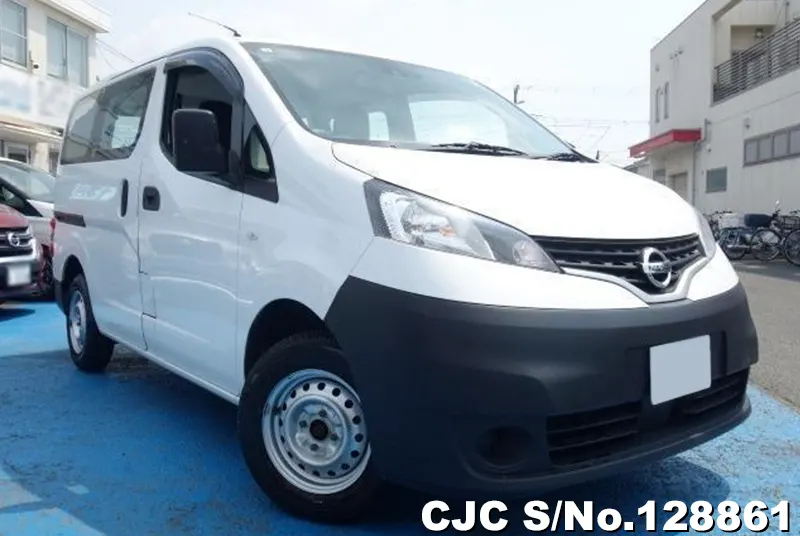 Nissan / NV200 2021