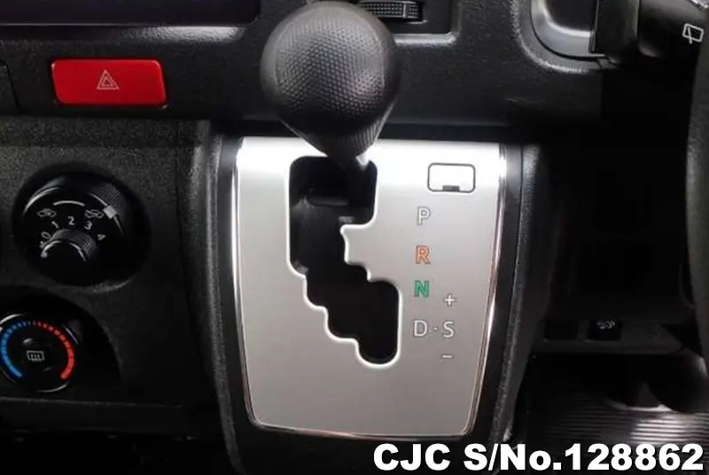 2019 Toyota / Regius Stock No. 128862