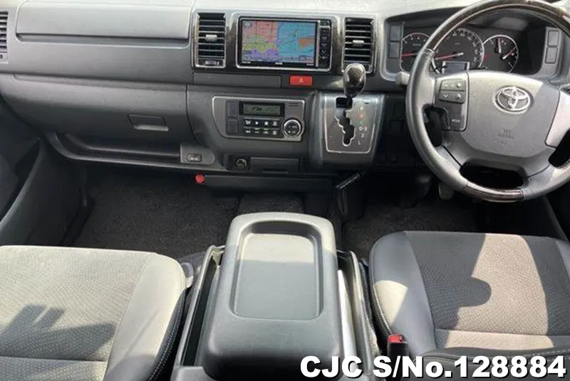 2015 Toyota / Hiace Stock No. 128884