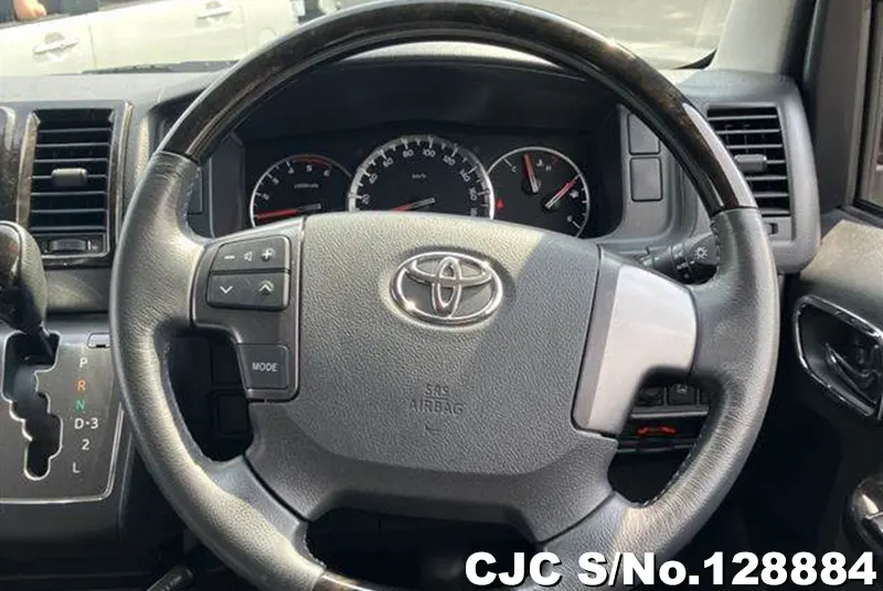 2015 Toyota / Hiace Stock No. 128884