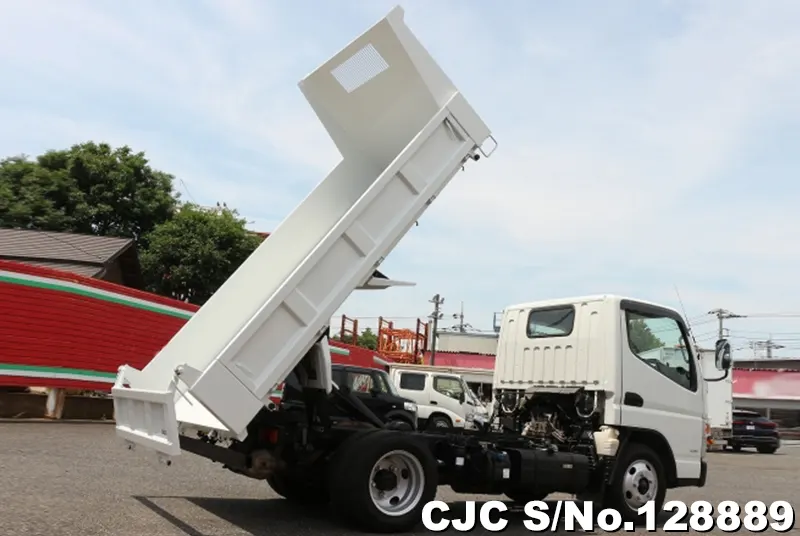 2020 Mitsubishi / Canter Stock No. 128889