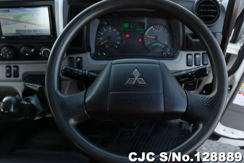 2020 Mitsubishi / Canter Stock No. 128889