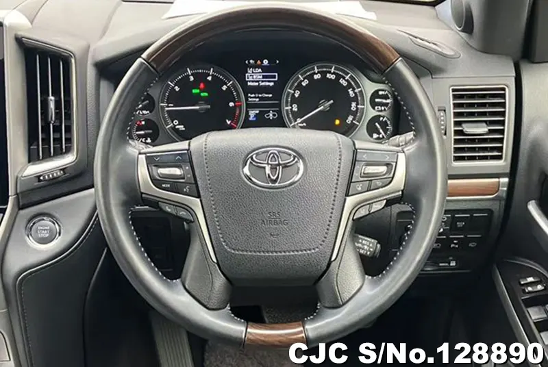 2019 Toyota / Land Cruiser Stock No. 128890