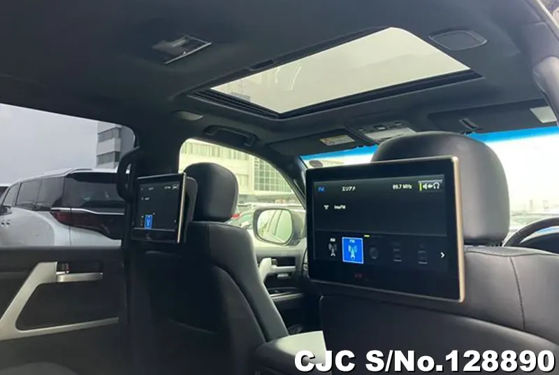 2019 Toyota / Land Cruiser Stock No. 128890