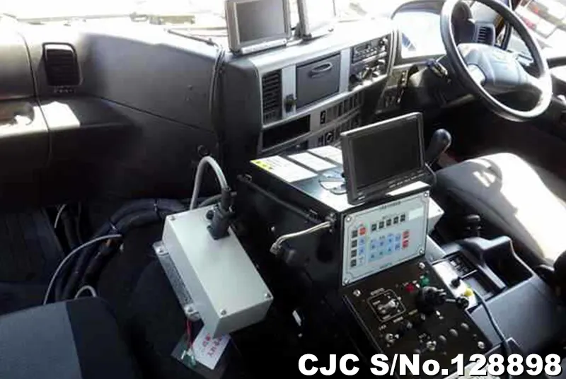 2010 Hino / Profia Stock No. 128898