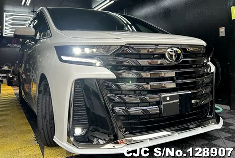 Toyota / Vellfire 2025