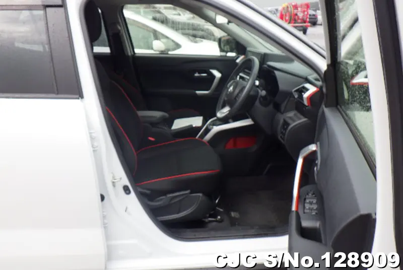 2020 Toyota / Raize Stock No. 128909