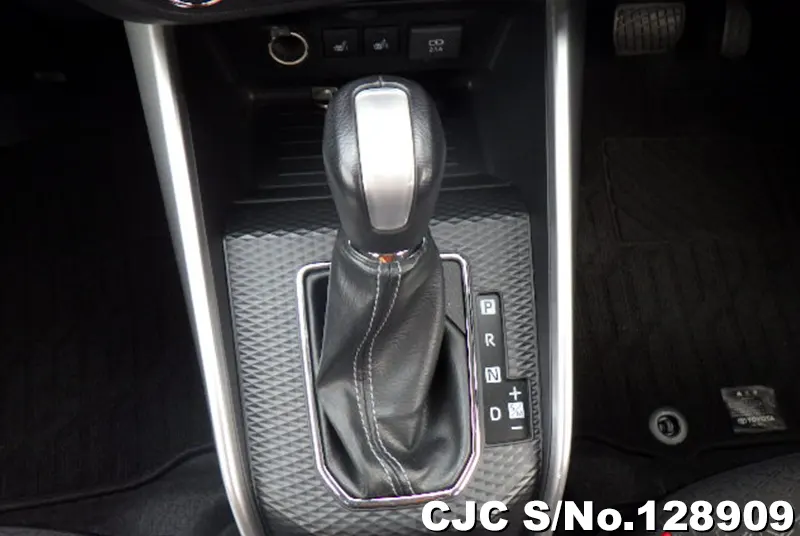 2020 Toyota / Raize Stock No. 128909