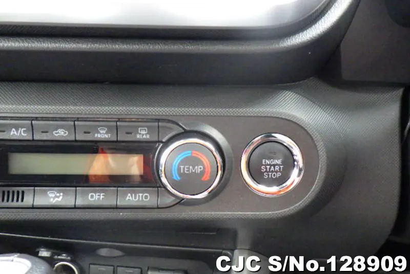 2020 Toyota / Raize Stock No. 128909