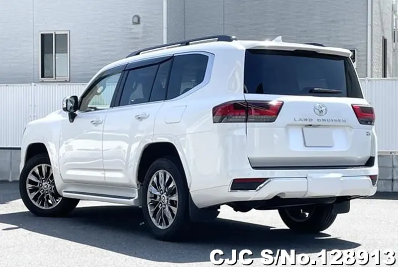 2022 Toyota / Land Cruiser Stock No. 128913