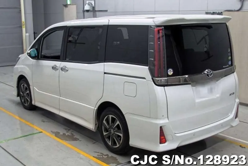 2019 Toyota / Noah Stock No. 128923