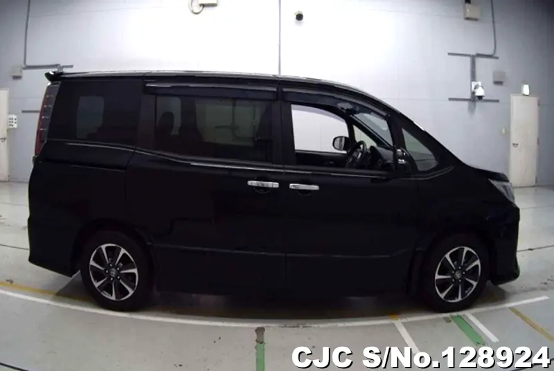 2020 Toyota / Noah Stock No. 128924