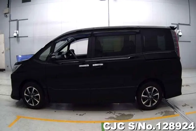 2020 Toyota / Noah Stock No. 128924