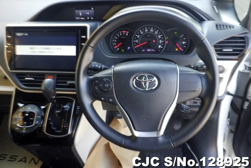 2020 Toyota / Noah Stock No. 128925