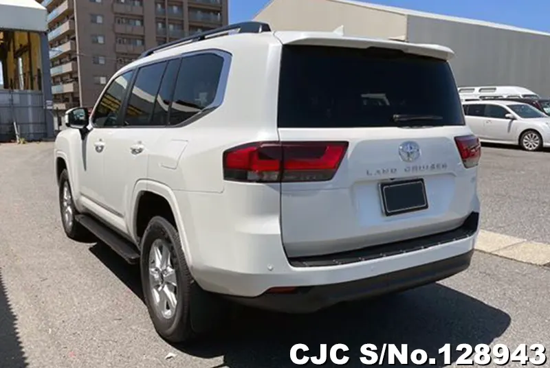 2024 Toyota / Land Cruiser Stock No. 128943