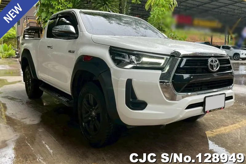 2022 Toyota / Hilux / Revo Stock No. 128949