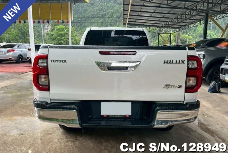 2022 Toyota / Hilux / Revo Stock No. 128949