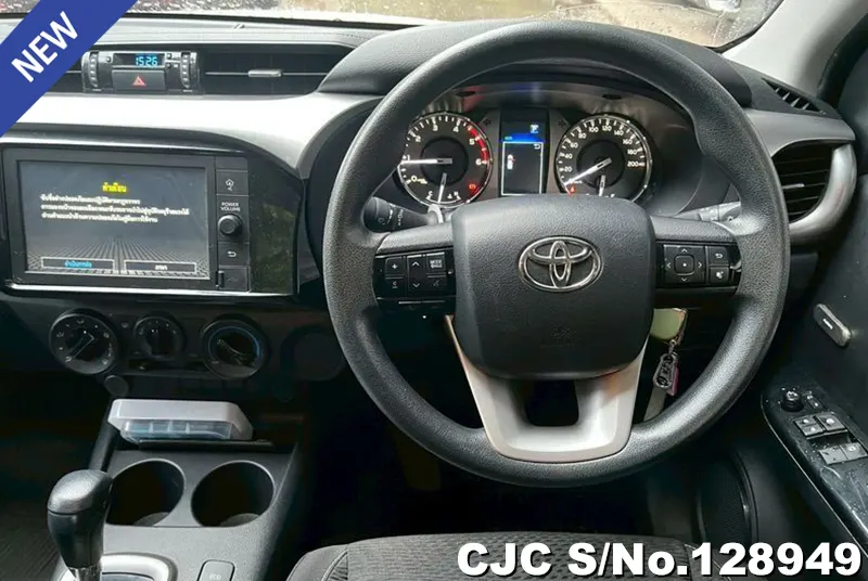 2022 Toyota / Hilux / Revo Stock No. 128949