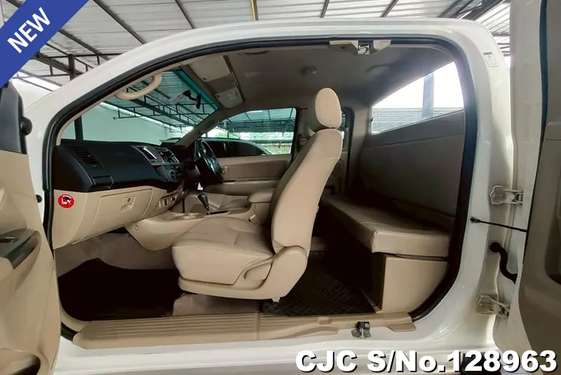 2013 Toyota / Hilux / Vigo Stock No. 128963