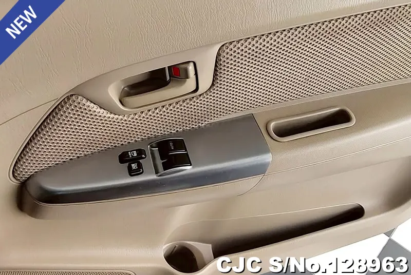 2013 Toyota / Hilux / Vigo Stock No. 128963